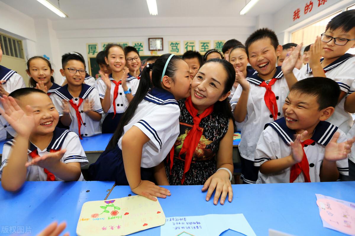 发挥教师的引导调控能力，构建英语生态课堂(图8)